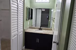 6960 SW 39th St, Davie, FL 33314 - Photo 12