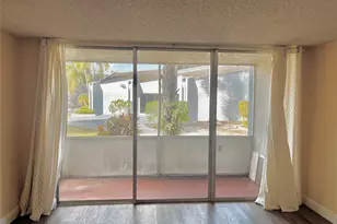 8351 Sands Point Blvd, Tamarac, FL 33321 - Photo 10