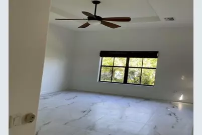 8491 NW 40th Street, Hollywood, FL 33024 - Photo 14