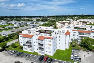 2850 Somerset Dr, Lauderdale Lakes, FL 33311 - Photo 30