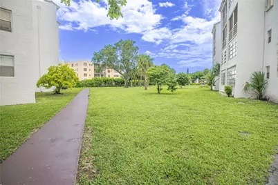 2850 Somerset Drive #307L, Fort Lauderdale, FL 33311 - Photo 22
