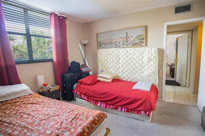 2850 Somerset Drive #307L, Fort Lauderdale, FL 33311 - Photo 12