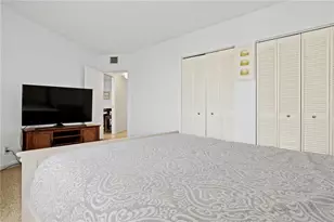 3725 S Ocean Dr, Hollywood, FL 33019 - Photo 20