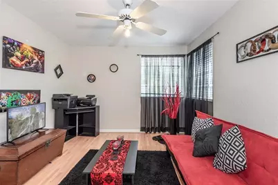 1170 Laguna Springs Drive, Weston, FL 33326 - Photo 18