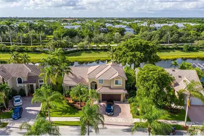 1170 Laguna Springs Drive, Weston, FL 33326 - Photo 2