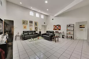 7905 Hibiscus Way, Tamarac, FL 33321 - Photo 6