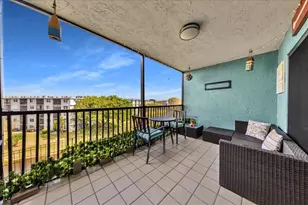 2217 Cypress Island Dr, Pompano Beach, FL 33069 - Photo 20