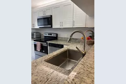 10111 NW 24th Place #105, Sunrise, FL 33322 - Photo 6