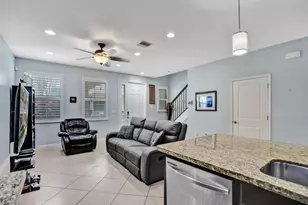 2987 St John Dr, Cooper City, FL 33024 - Photo 4