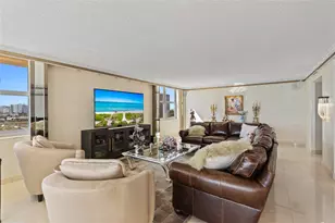 1920 S Ocean Dr, Hallandale Beach, FL 33009 - Photo 16