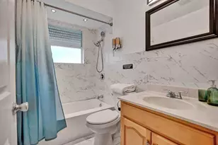 326 Walnut St, Hollywood, FL 33019 - Photo 14