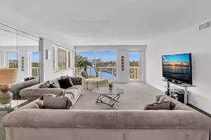 3000 Holiday Dr, Fort Lauderdale, FL 33316 - Photo 6