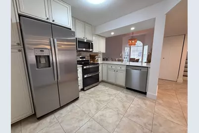 16206 Glenmoor Drive #206, West Palm Beach, FL 33409 - Photo 4