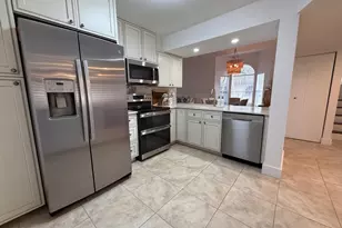 16206 Glenmoor Dr, West Palm Beach, FL 33409 - Photo 4