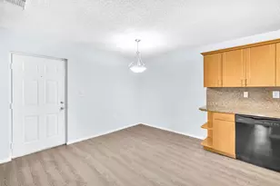 6881 NW 173rd Dr, Hialeah, FL 33015 - Photo 2