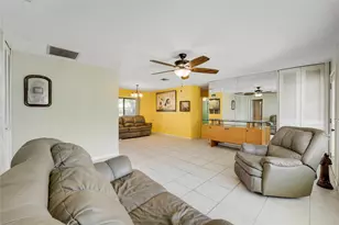 2424 1st Pl SW, Vero Beach, FL 32962 - Photo 10