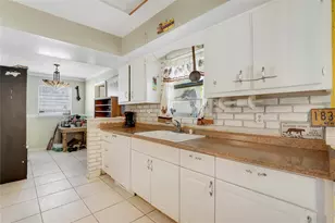 2424 1st Pl SW, Vero Beach, FL 32962 - Photo 16