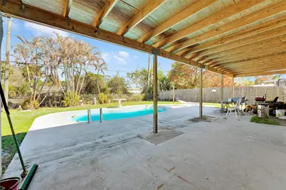 2424 1st Place, Vero Beach, FL 32962 - Photo 28