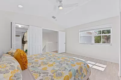 1135 Buttonwood Lane #1135, Hollywood, FL 33019 - Photo 14