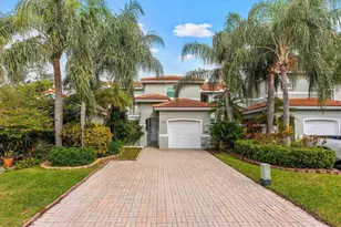 1135 Buttonwood Ln, Hollywood, FL 33019 - Photo 1