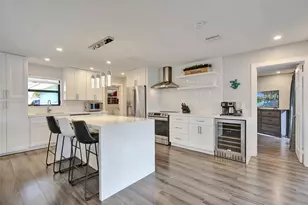 310 SE 13th Ct, Pompano Beach, FL 33060 - Photo 4