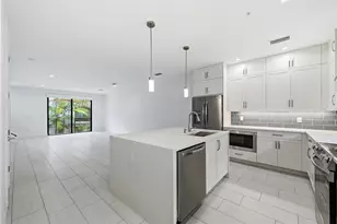 613 NE 22nd Dr, Wilton Manors, FL 33305 - Photo 16