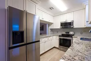463 Newcastle St, Boca Raton, FL 33487 - Photo 10