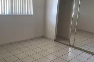 5080 W 12th Ln, Hialeah, FL 33012 - Photo 10