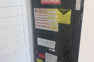 5080 W 12th Ln, Hialeah, FL 33012 - Photo 22