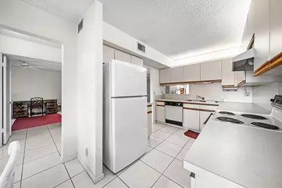 10118 Mangrove Drive #104, Boynton Beach, FL 33437 - Photo 4