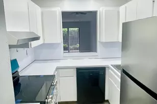 1021 Mockingbird Ln, Plantation, FL 33324 - Photo 2