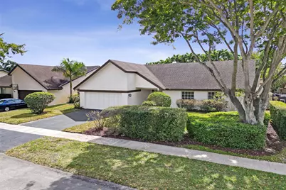 10220 NW 25th Street, Hollywood, FL 33026 - Photo 2