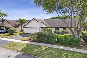 10220 NW 25th St, Hollywood, FL 33026 - Photo 2