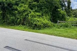 555 Sacramento St, North Fort Myers, FL 33903 - Photo 1