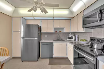 605 Oaks Drive #907, Pompano Beach, FL 33069 - Photo 1