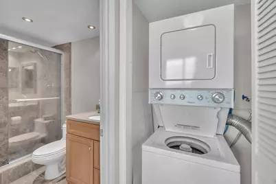 605 Oaks Drive #907, Pompano Beach, FL 33069 - Photo 12