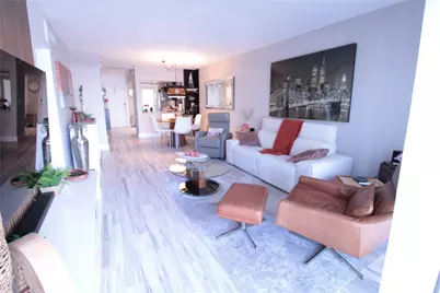 440 Paradise Isle Boulevard #105, Hallandale Beach, FL 33009 - Photo 8