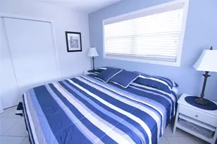 470 Paradise Isle Blvd, Hallandale Beach, FL 33009 - Photo 16