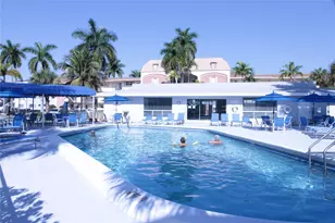 470 Paradise Isle Blvd, Hallandale Beach, FL 33009 - Photo 22