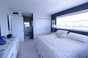 470 Paradise Isle Blvd, Hallandale Beach, FL 33009 - Photo 12