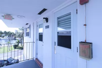 470 Paradise Isle Boulevard #301, Hallandale Beach, FL 33009 - Photo 2