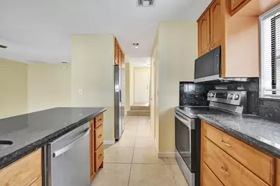 5425 Cleveland Road, Delray Beach, FL 33484 - Photo 12