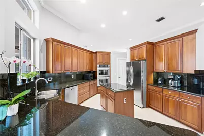 6512 NW 99th Avenue, Parkland, FL 33076 - Photo 8