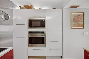 9001 Jacaranda Ln, Plantation, FL 33324 - Photo 26