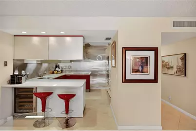 9001 Jacaranda Lane #201, Plantation, FL 33324 - Photo 18