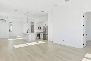 7818 SW Andrea Wy, Port Saint Lucie, FL 34987 - Photo 2