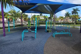 580 Egret Dr, Hallandale Beach, FL 33009 - Photo 36