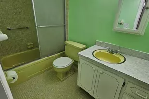 580 Egret Dr, Hallandale Beach, FL 33009 - Photo 18