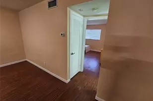 580 Egret Dr, Hallandale Beach, FL 33009 - Photo 16