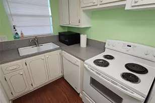 580 Egret Dr, Hallandale Beach, FL 33009 - Photo 8